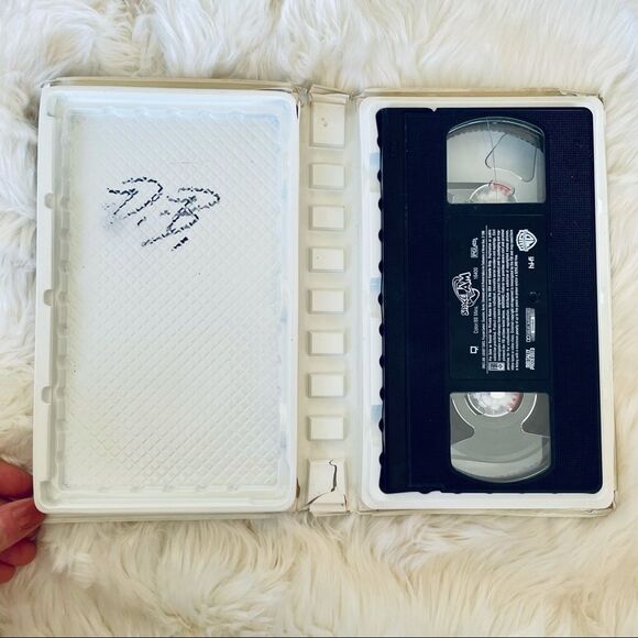 Space Jam VHS (1997 Clamshell) Michael Jordan Bugs Bunny Looney Toons Kids Movie - Picture 5 of 6